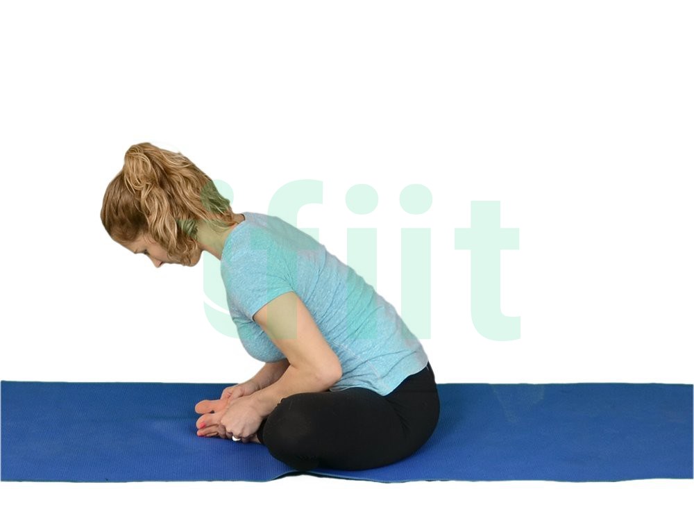 دوره Cobblers Pose with Forward Bend در ستاو